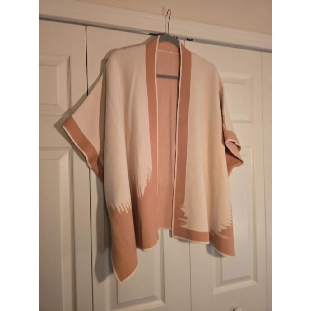 One Size Cream & Camel Abstract Knit Cape Cardigan Open Front